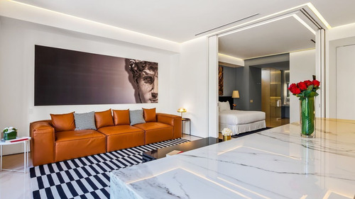 Pier 57 Unit 211