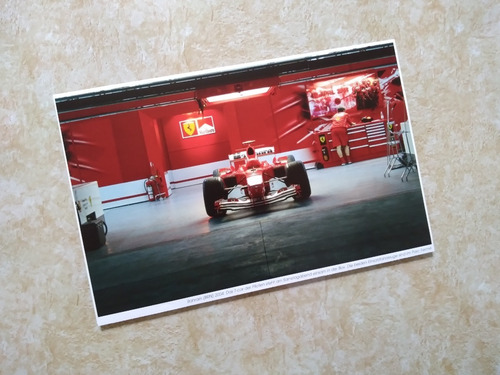 Poster - Fórmula 1 - Ferrari (box)