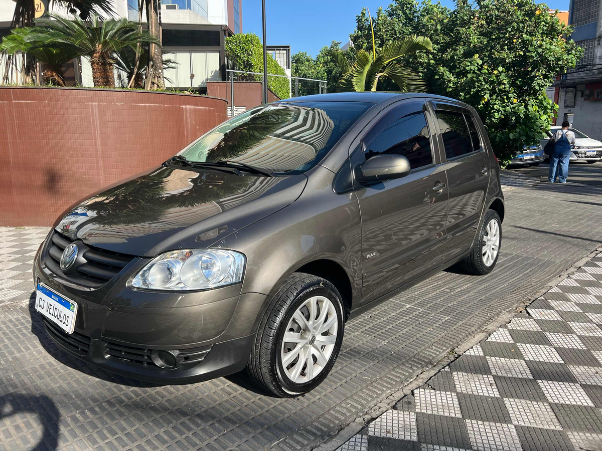 Volkswagen Fox 1.6 Vht Plus Total Flex 5p