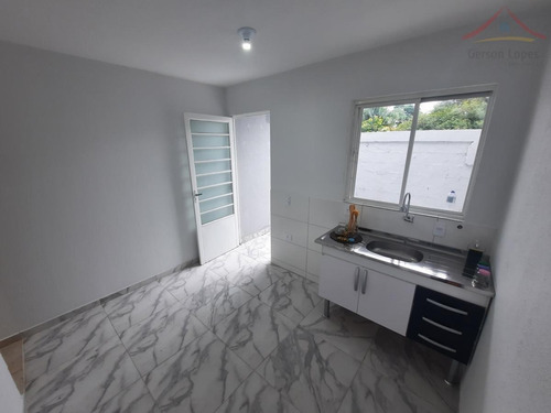 Imagem 7 de 16 de Casinha Charmosa Dentro De Condominio Fechado Com Quintal E Vaga