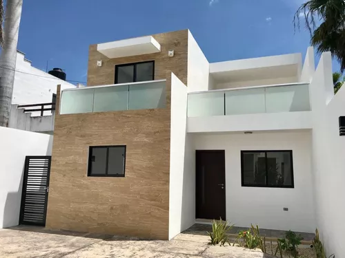 Casa En Venta En La Colonia Maya Enfrente De Altabrisa,mérida,yucatán. |  Metros Cúbicos