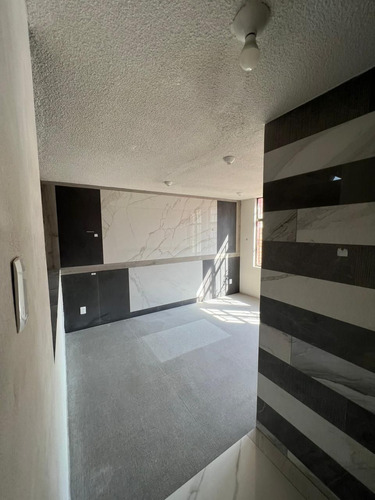 Casa Con Uso De Suelo Comercial De 290m2 En División Del Norte
