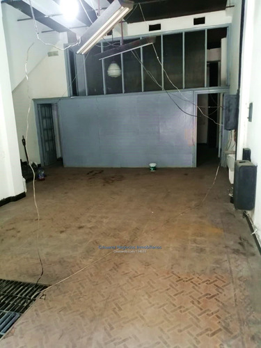 J.s Alquiler Local Comercial En Ciudad Vieja