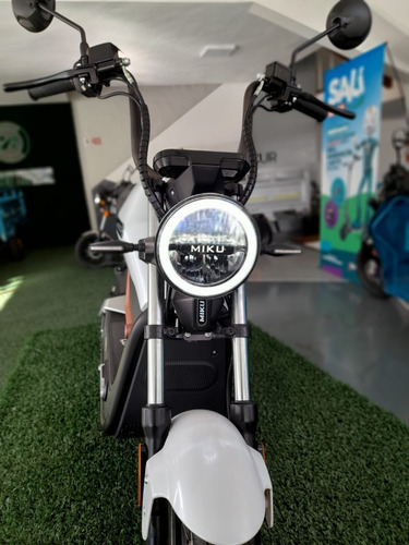Imagen 10 de 16 de Moto Electrica Sunra Miku Max Bateria Litio