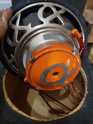 Subwoofer Alphasonik 15 Pulgadas + Cajón Sellado (Usado)