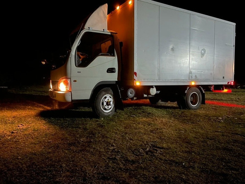 Camion Jac 1040 2.8l C/furgon, Unico Dueno,
