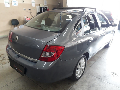 Renault Symbol 2011 1.6 16v Privilège Hi-flex 4p
