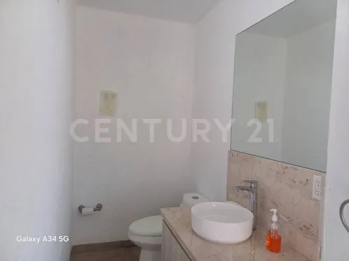 Venta De Casa Nueva, Con Alberca, Amplio Jardín Y 4 Recámaras, Atlixco, Puebla