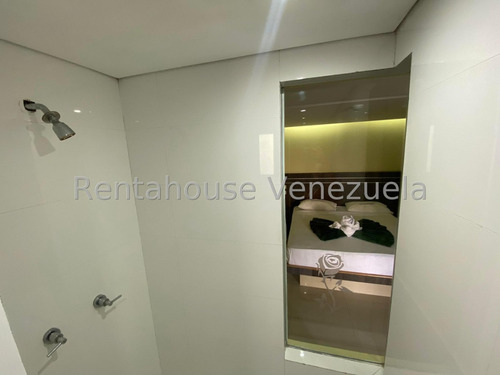 Fondo De Comercio En Venta Urb. Carrizal, Miranda. 25-7440 Yf