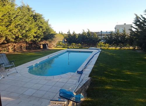 Imagen 3 de 8 de Casa Ejecutiva En Barrio Privado Golf Club Las Grutas