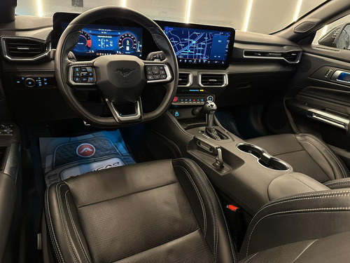 Ford Mustang New Gt V8