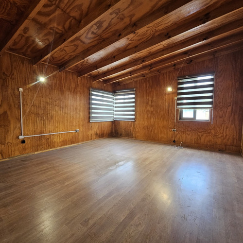 Se Vende Amplia Casa En Avenida Camilo Henríquez, Concepción