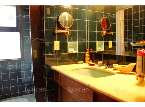 Vendo Casa 5 Dormitorios Con Piscina, Primeras Paradas Playa Mansa A 300 M Del Mar, Punta Del Este.