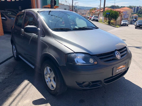 Imagem 10 de 10 de Volkswagen Crossfox 1.6 Flex 5p