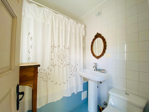 Encantadora Casa En El Corazón De Zapallar