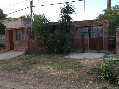 Se Vende Terreno Con Casa A Reciclar 