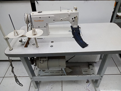 Maquina Reta Simples Industrial Sunstar Km250b Usada 110/220 Bege (Usado)