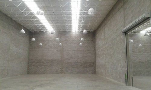 Imagen 1 de 12 de Renta De Bodega Comercial