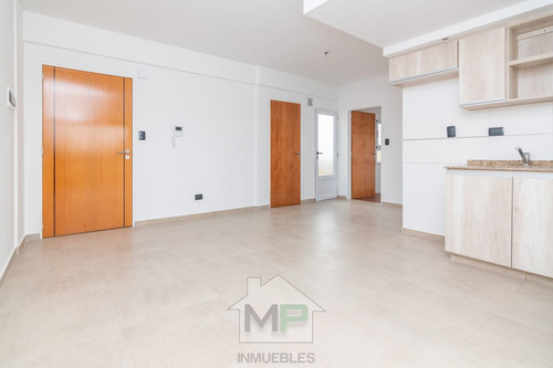 Imagen 6 de 25 de Semipiso Con Balcon Terraza Al Frente A Estrenar