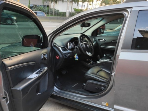Imagem 9 de 15 de Journey 3.6 Sxt V6 Gasolina 4p Automático