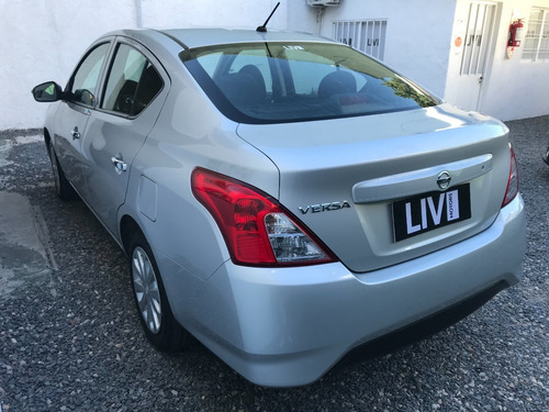 Nissan Versa Sense Mt Pure Drive F2 Año 2018 - Liv Motors