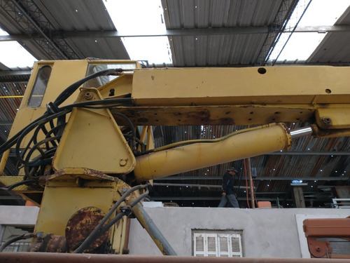 Imagen 12 de 14 de Dodge 600 Grua