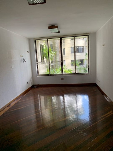 Imagen 10 de 16 de Vendo/alquilo Apto 300m2 4h+s/3b+s/4p Alto Hatillo 4615