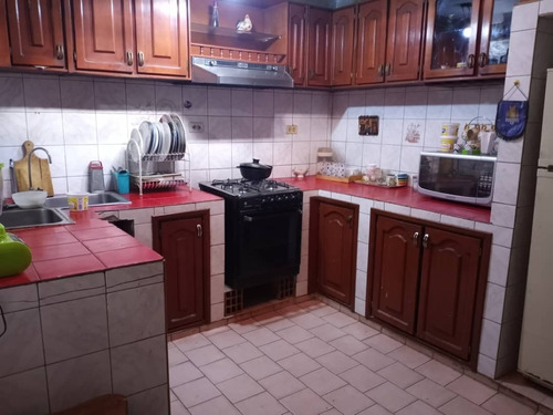 Imagen 12 de 15 de Vendo Casa En La Urbanización En La Esmeralda
