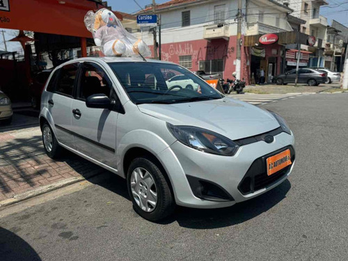 Ford Fiesta 1.6 MPI CLASS HATCH 8V FLEX 4P MANUAL