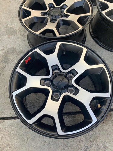 Set De  4 Rines Jeep Rubicon Jl 2021  Limpiecitos 