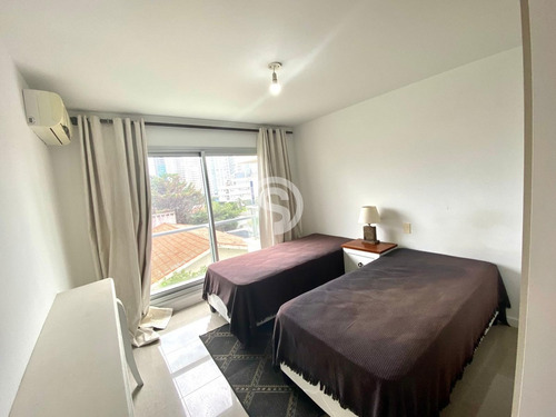 Apartamento En Venta - Brava- Ref: 3902