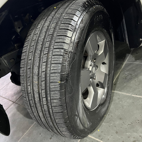 Nissan Frontier 2.5 Le Cab. Dupla 4x4 4p