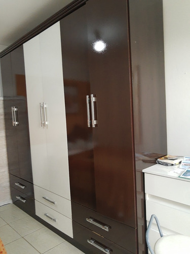 Imagem 4 de 14 de Vendo Troco Casa Terrea Tres Quartos / Suite (vi489)