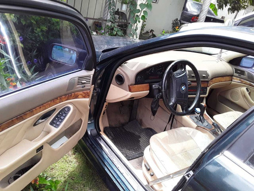 Imagen 5 de 15 de Bmw 528i