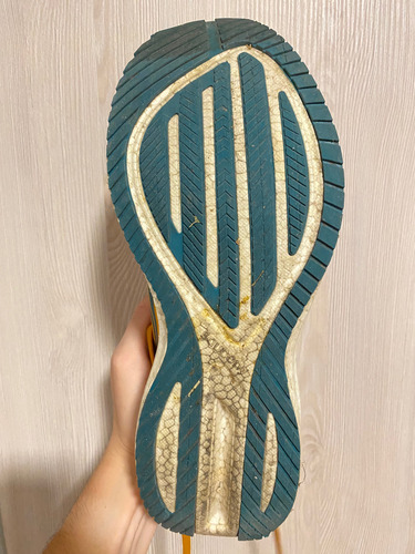 Zapatillas Saucony Triumph Hombre 11.5 Us (Usado)