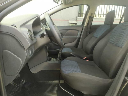 Imagem 14 de 15 de Renault Logan Authentique Flex 1.0 12v 4p