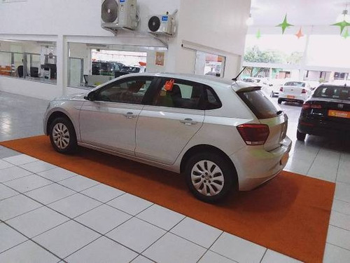 Imagem 6 de 9 de Volkswagen Polo 1.0 Mpi Total Flex Manual