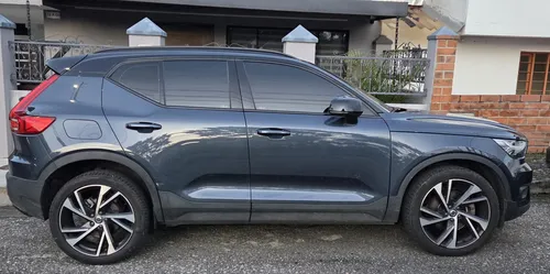 Volvo XC40 2.0 B5 Mild Hybrid
