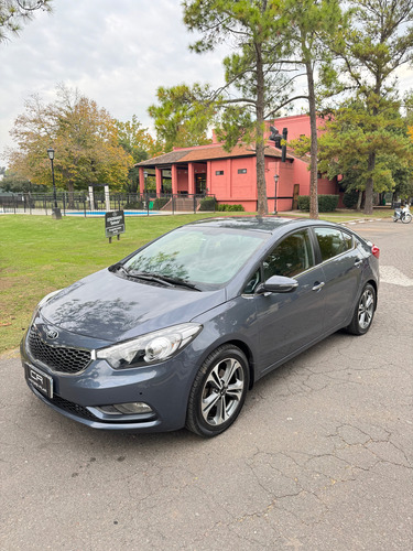 Kia Cerato 1.6 Ex At6