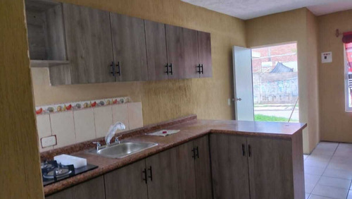 Venta De Casa Remodelada En Lomas Del Mirador O Santa Fe.