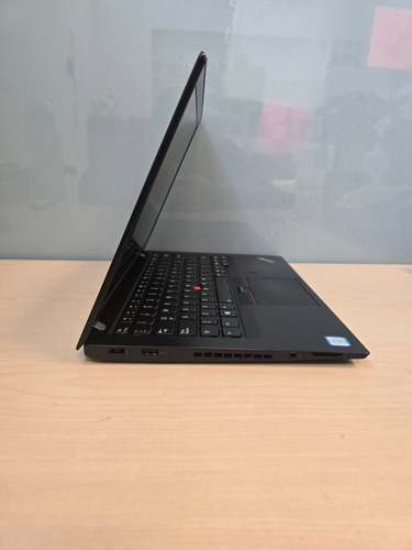 Laptop I7 Sexta Gen 16gb En Ram 512 En Ssd Windows 10 (Reacondicionado)