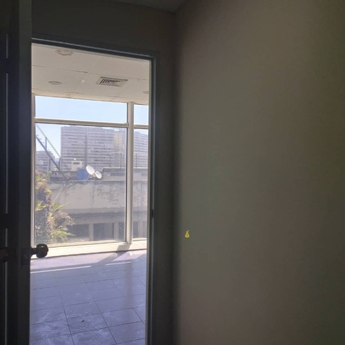 Imagen 6 de 14 de Se Alquila Oficina 234m2 Sabana Grande Torre Movilnet