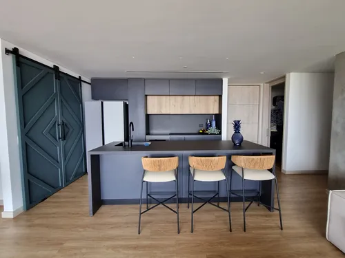 Apartamento En Venta En Envigado Barrio Loma De Los Mesa