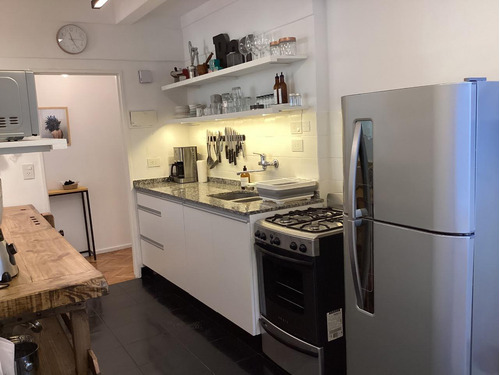 Alquiler Departamento 4 Ambientes Con Balcón Reciclado En Colegiales