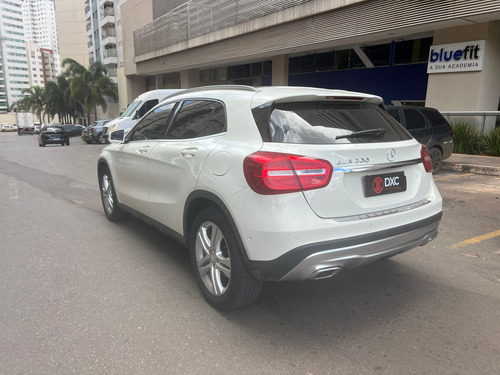 Mercedes-Benz Classe GLA 1.6 Enduro Turbo Flex 5p