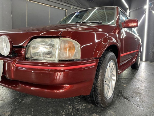 Imagem 15 de 15 de Ford Escort Xr3 1.8 Com Ar Condicionado Maravilhoso