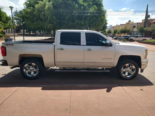 Chevrolet Cheyenne