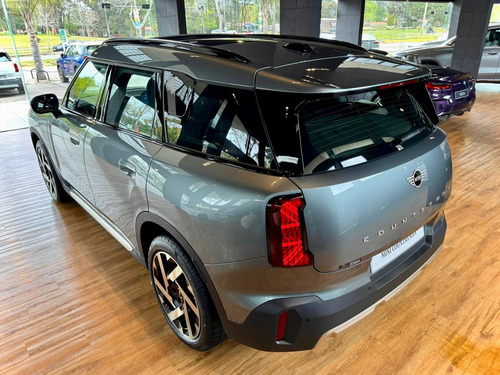 Mini Cooper Countryman C Favoured New Model