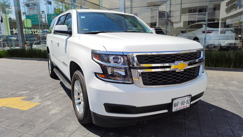 Imagen 7 de 11 de Chevrolet Suburban 2016 5.3 V8 Lt Piel 2 Fila Asientos At