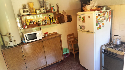 Imagen 7 de 14 de Dueño Vende Casa De 6 Amb. C/dep. Zona Iglesia (retasada)